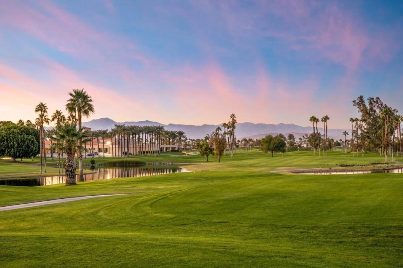 Muirfield House In Desert Falls Cc Palm Desert Exterior photo